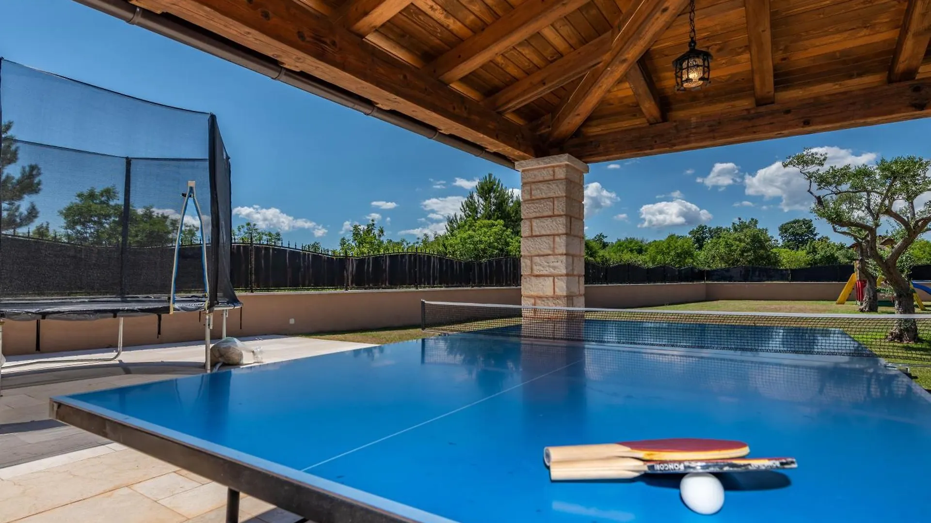 Villa Vela Vrata, A Tranquil And Luxurious Pool Villa Gradisce Apartment