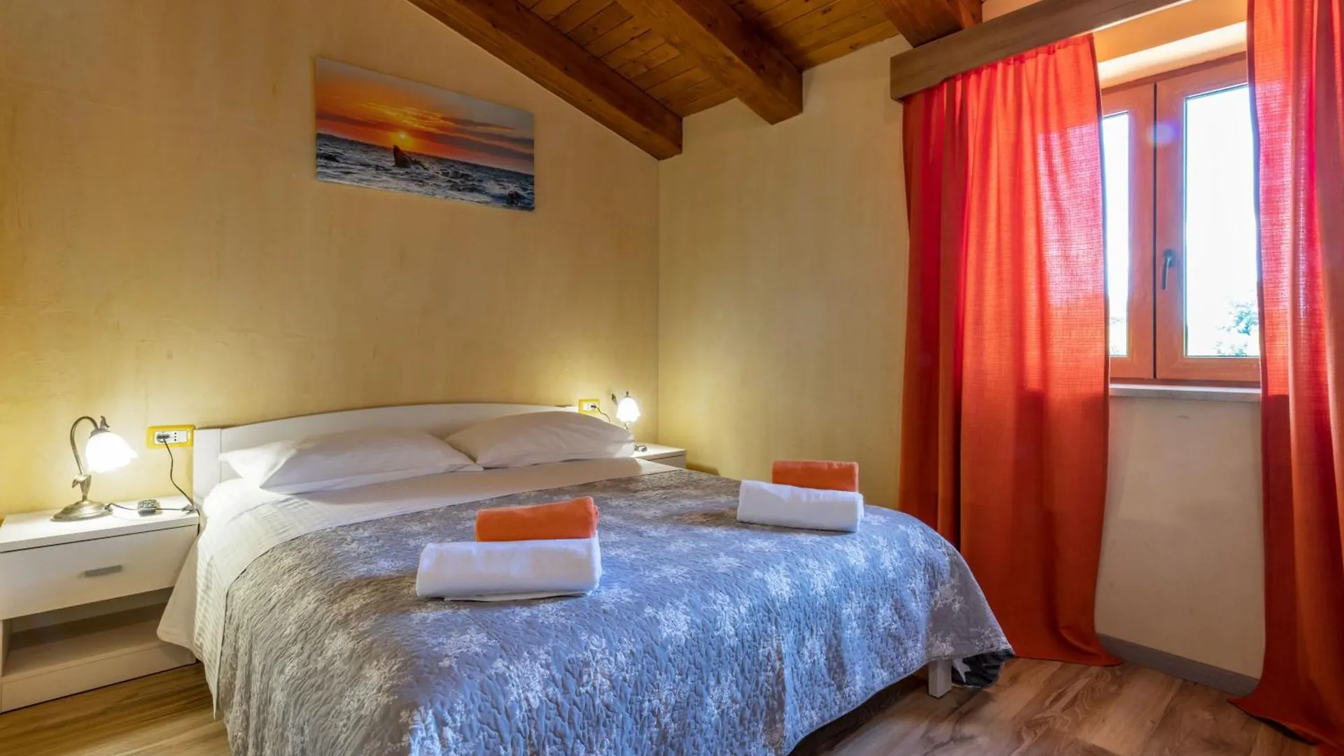 Apartment Villa Vela Vrata, A Tranquil And Luxurious Pool Villa Gradisce