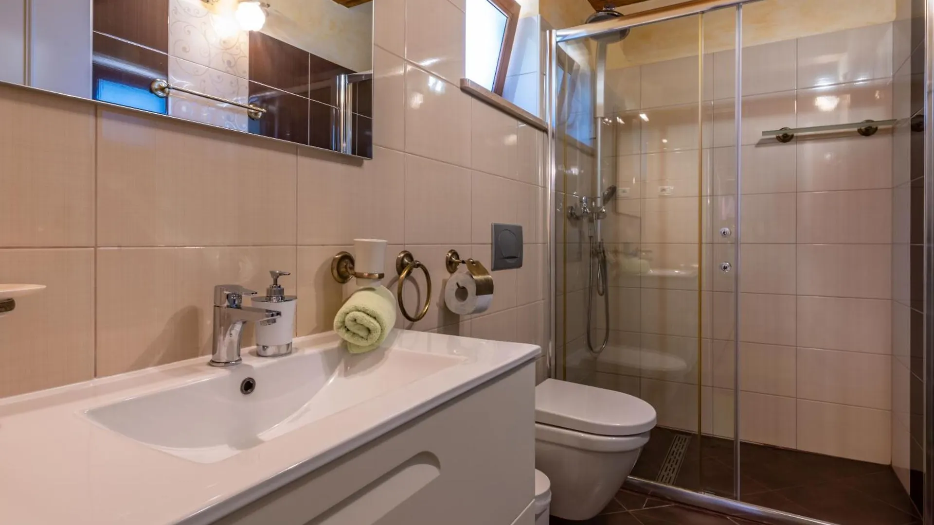 Villa Vela Vrata, A Tranquil And Luxurious Pool Villa Gradisce 0*,  Croatia