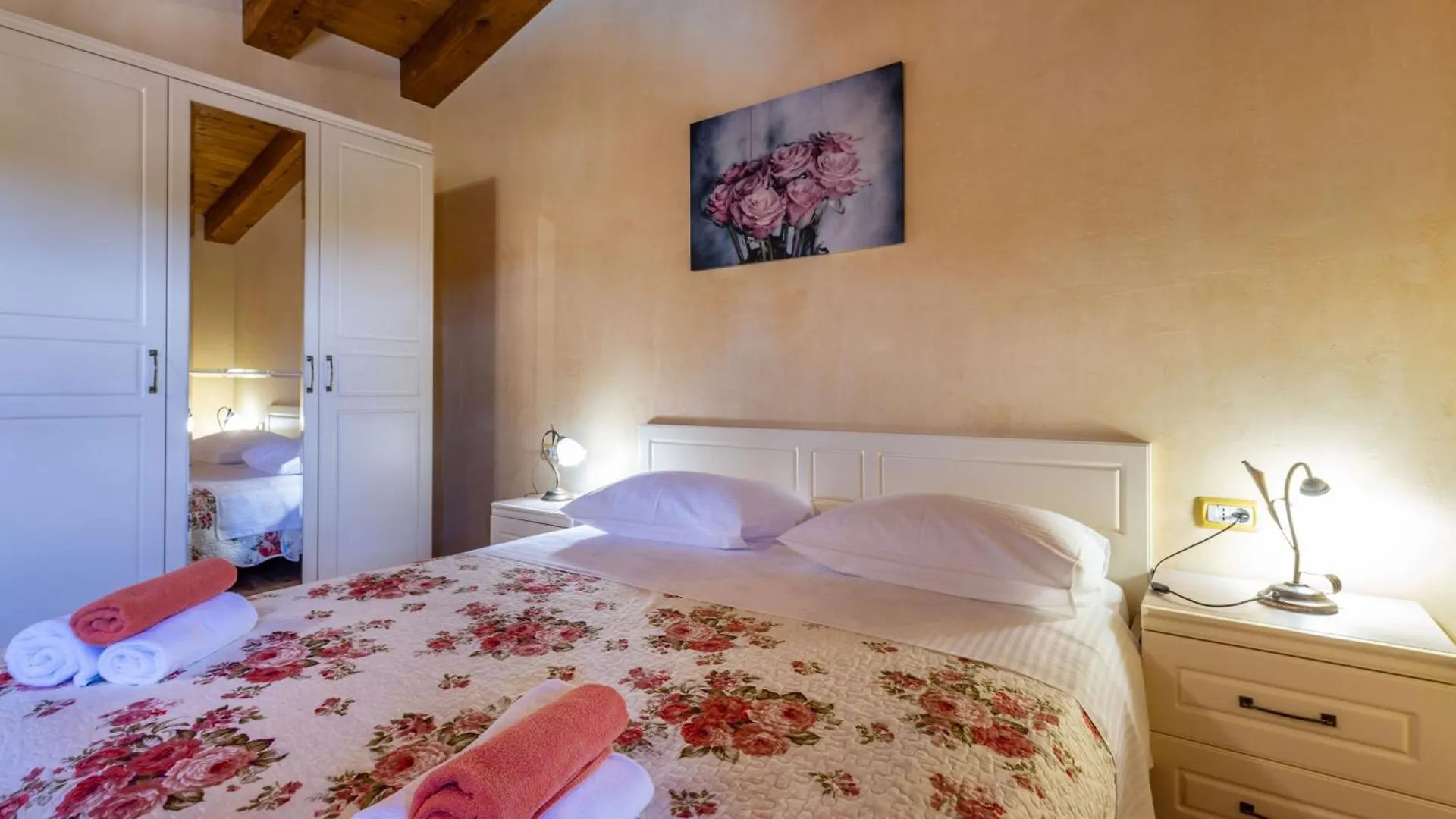 Villa Vela Vrata, A Tranquil And Luxurious Pool Villa Gradisce